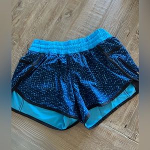 Lululemon Tracker Short Size 6